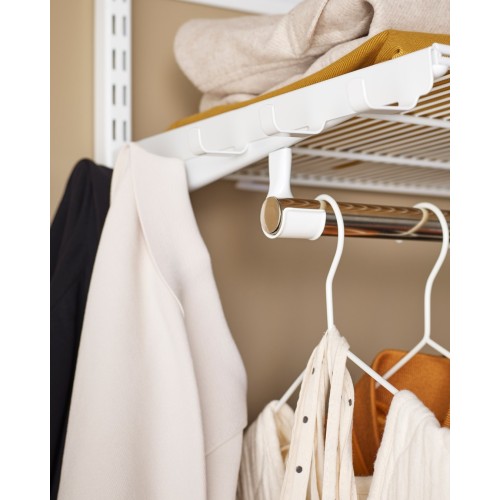 Le Support tube de penderie Blanc se position dans des support de  Penderie pour vous créer une  Elfa à composer dans votre dres