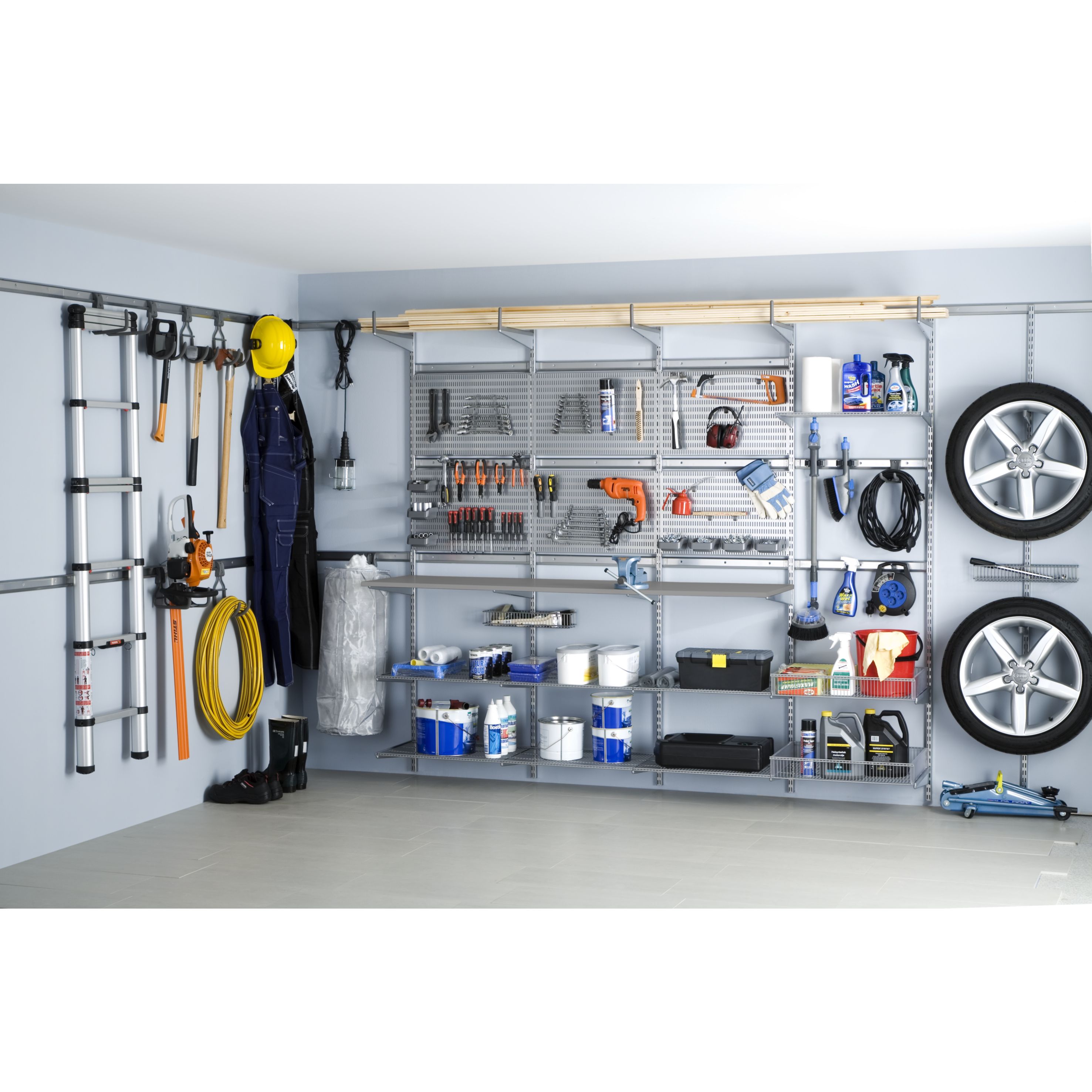 garage bien organisé avec elfa