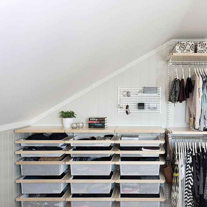 Dressing sur Pieds freestanding Elfa sous comble