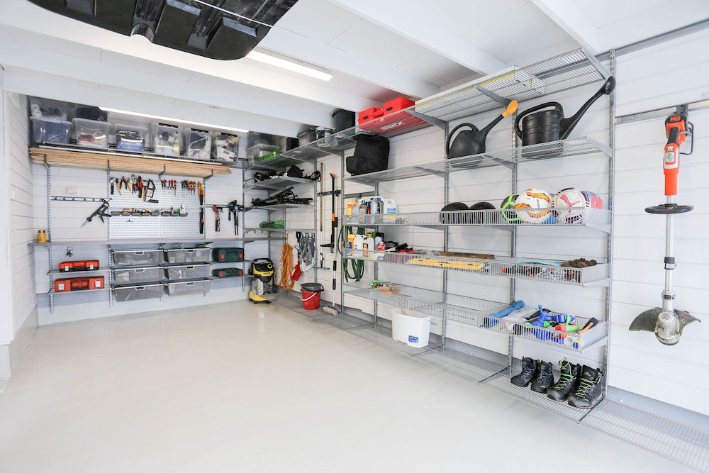 Aménagement de garage – 18 idées et astuces pour le garder bien rangé
